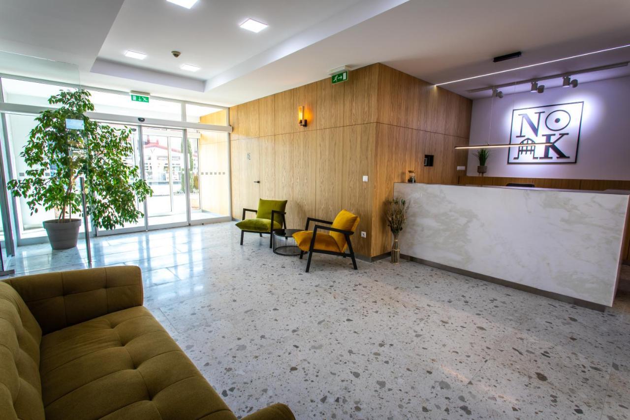 Hotel Novy Kastiel - Self Check-In Topolcany Exterior photo